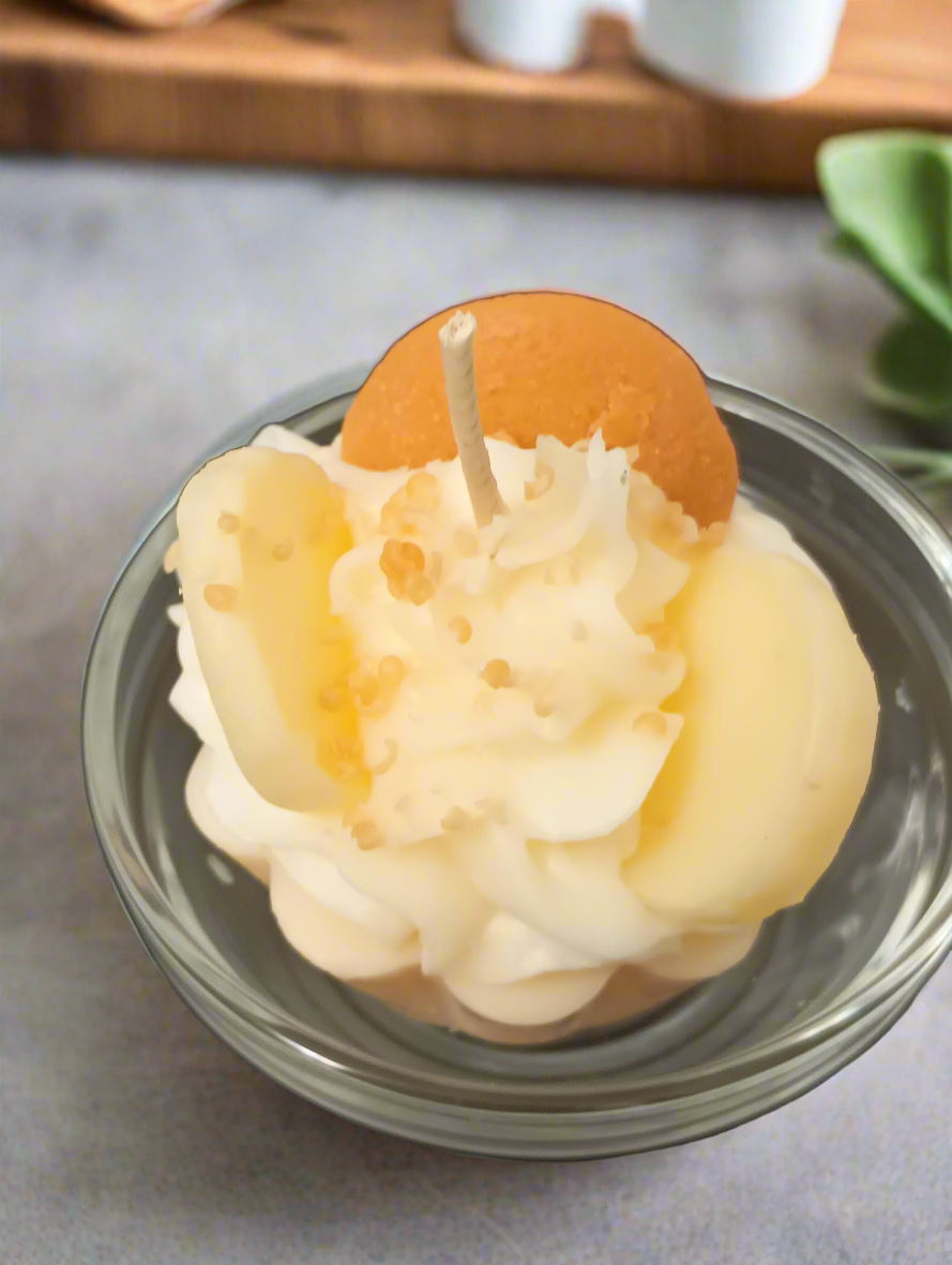 Banana Pudding Cupcake Candle (4 oz)