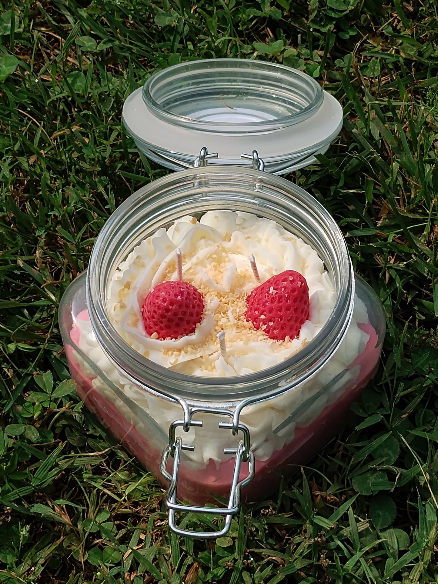 Strawberry Shortcake Candle (18 Oz)