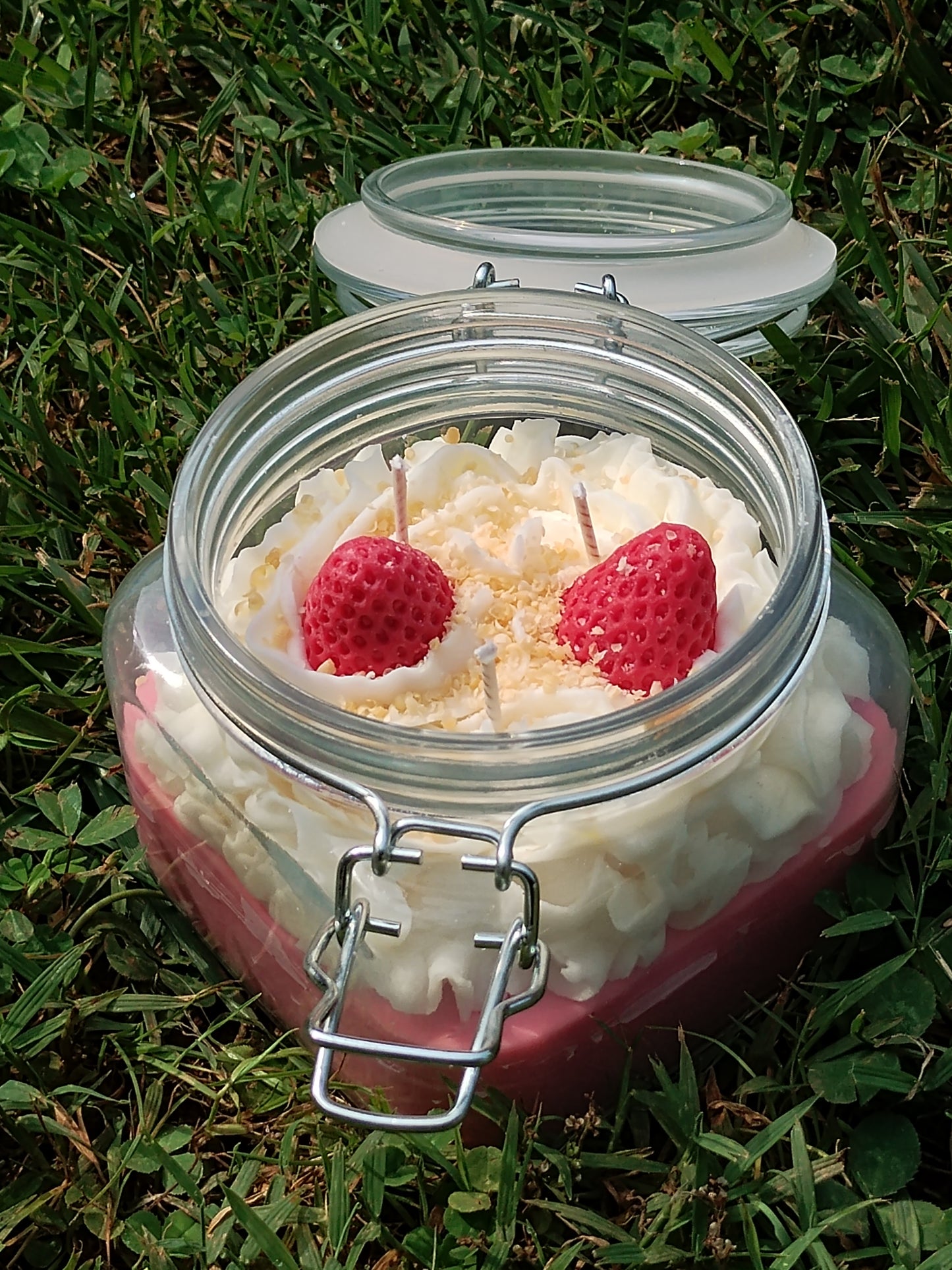 Strawberry Shortcake Candle (18 Oz)